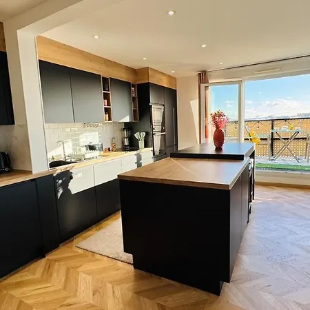 Chic With Panoramic View Apartamento Caen