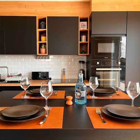 Apartamento Chic With Panoramic View