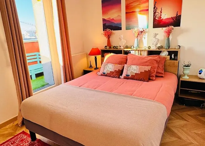 Chic With Panoramic View アパート カーン