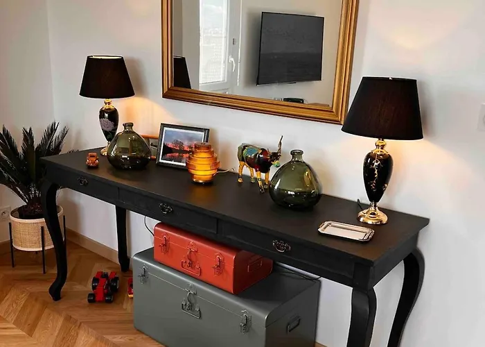 Chic With Panoramic View *